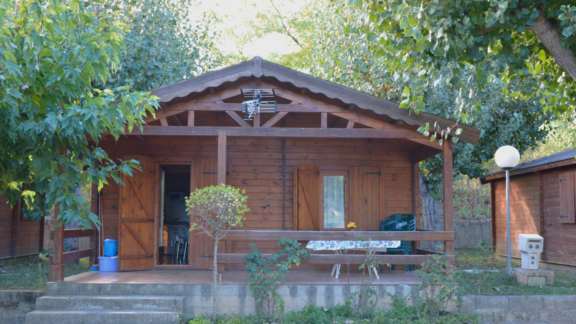 Camping Huesca bungalow